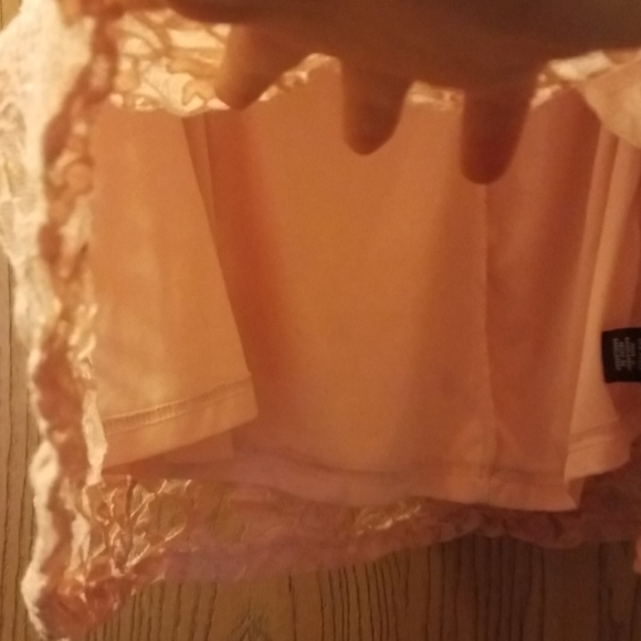 Shirt - Picture 2 of 3